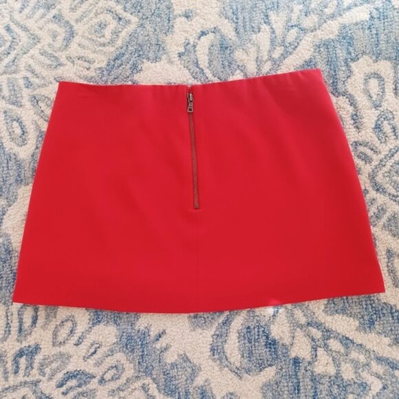 Alice + Olivia Shaylee Asymmetrical Drape Wrap Mini Skirt 6 Red - Picture 5 of 11